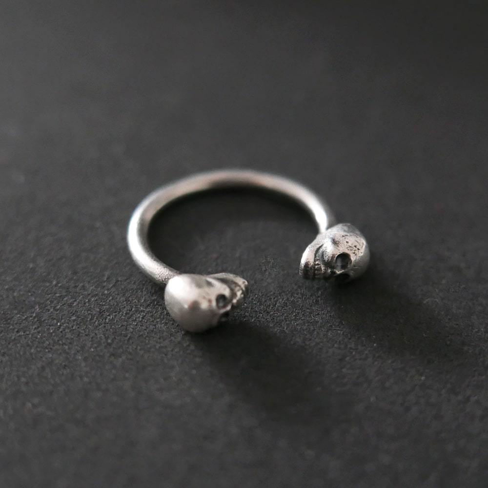 Open Skulls Ring - DeZigner Studio Open Skulls Ring - DeZigner Studio