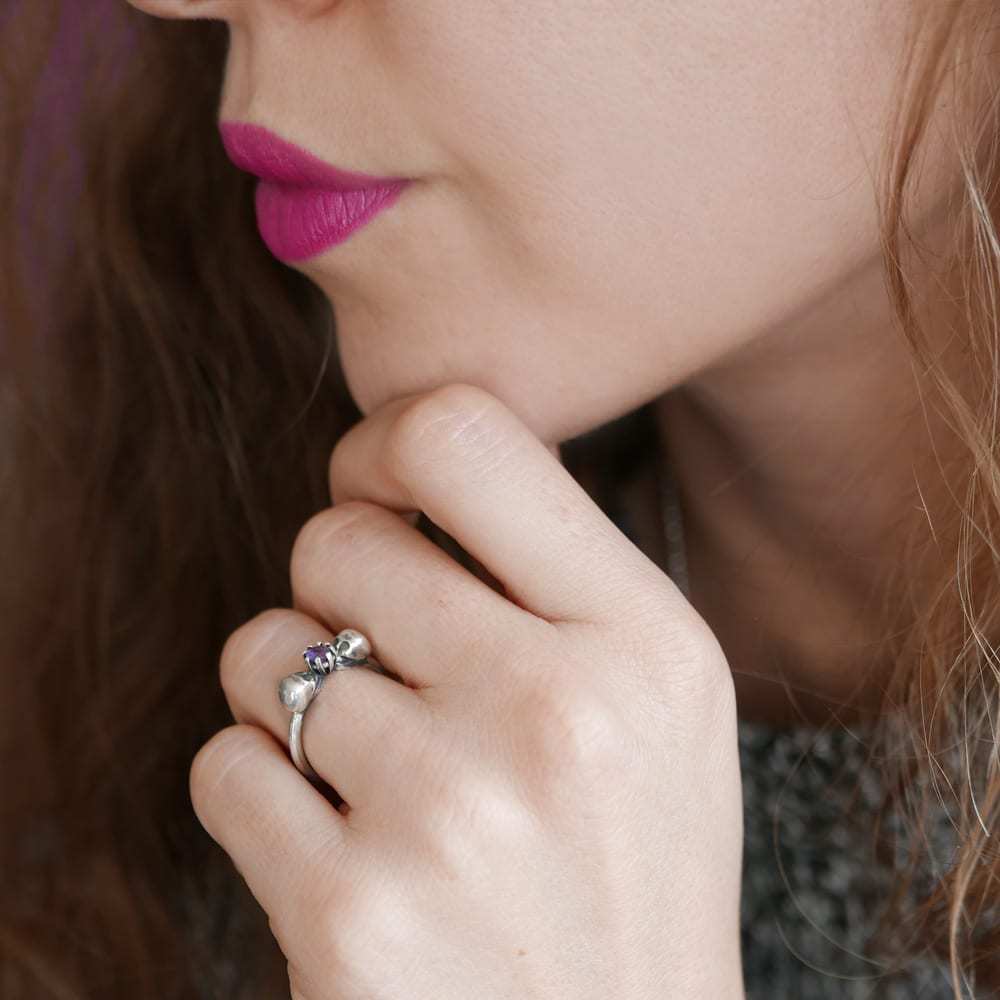 Skulls Ring with Stone - DeZigner Studio Skulls Ring with Stone - DeZigner Studio